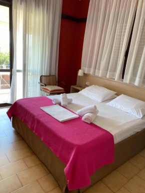 Katia Apartments